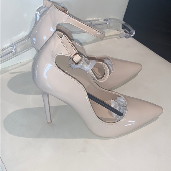 Pointy Nude Patent Ankle Strap Heels - Picture 5 of 9